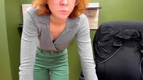 Snapshot of penny_lust chatting on September 12, 7:43 am Penny online show from September 12, 7:43 am