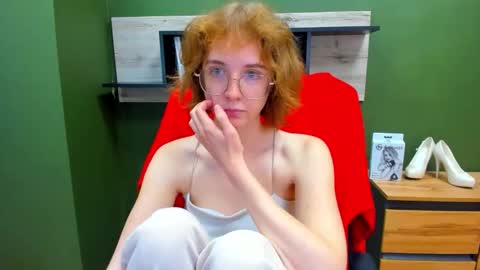 Snapshot of penny_lust chatting on September 11, 7:31 am Penny online show from September 11, 7:31 am