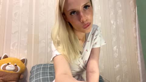 Snapshot of pennyczubakowski chatting on October 13, 4:31 pm Margot online show from October 13, 4:31 pm