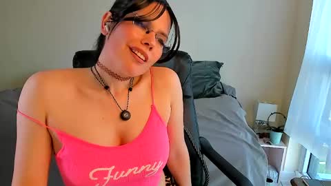 pepina_hot online show from May 31, 11:17 pm