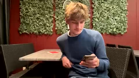 cutebelgianboy online show from March 29, 6:09 pm