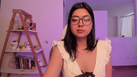 Sarah Ana Banana online show from February 3, 10:43 pm