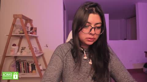 Sarah Ana Banana online show from February 28, 2:20 am