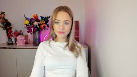 Snapshot of perfectxcindy chatting on October 17, 5:55 am Cindy online show from October 17, 5:55 am