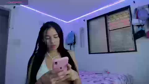 Dulce maria online show from September 20, 5:05 pm