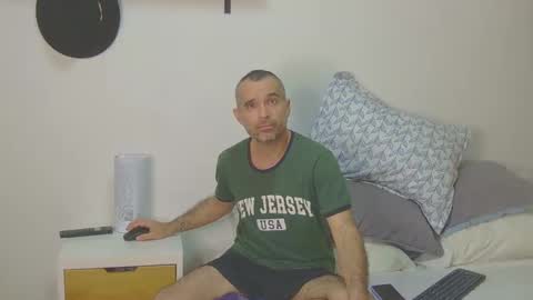 perrosoxxx online show from January 14, 5:40 am