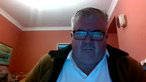Snapshot of pete112991 chatting on December 28, 3:26 pm pete112991 online show from December 28, 3:26 pm