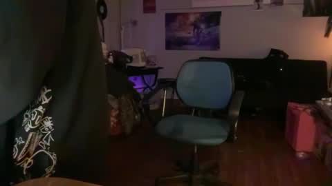 Snapshot of petehaze484617 chatting on December 15, 4:18 am Pete Haze online show from December 15, 4:18 am