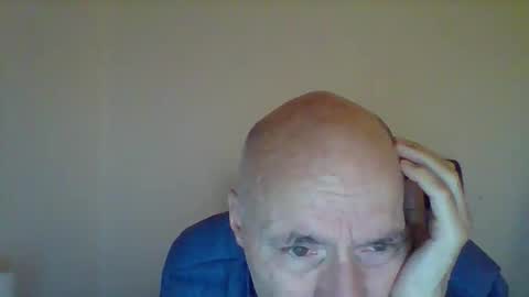 peter19599 online show from November 10, 9:06 pm