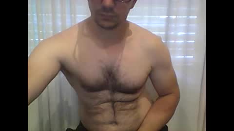 Snapshot of peter_7776 chatting on December 2, 7:00 pm peter online show from December 2, 7:00 pm