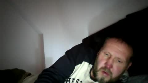 jelle online show from April 10, 3:50 pm