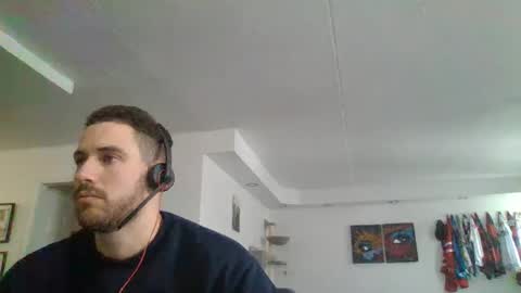 Snapshot of peterskinny24 chatting on December 2, 5:43 pm         ttps VF8L9ABFMref wl share online show from December 2, 5:43 pm