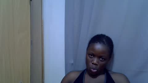 Snapshot of petite_melan chatting on September 15, 6:48 am petite_melan online show from September 15, 6:48 am