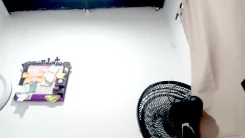 danna online show from October 30, 4:13 am