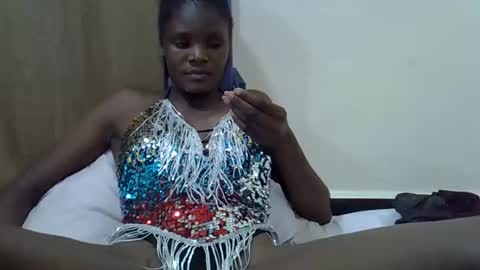 petiteslim2 online show from April 6, 4:19 pm