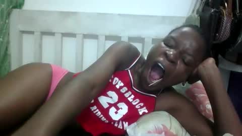 petitesweetchiq online show from September 11, 6:53 pm