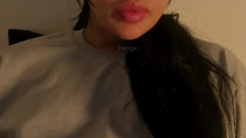 Snapshot of petitgirl_ chatting on October 20, 5:07 pm J A S S online show from October 20, 5:07 pm