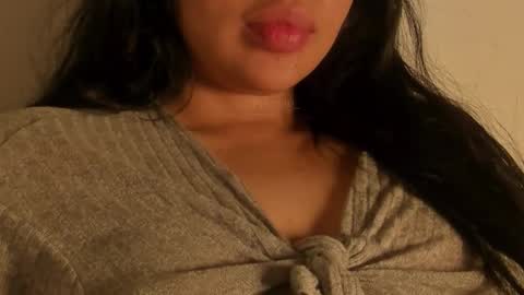 Snapshot of petitgirl_ chatting on October 10, 11:20 pm J A S S online show from October 10, 11:20 pm