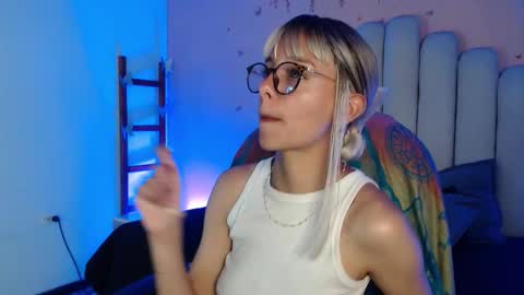 Peyton online show from September 22, 3:32 am