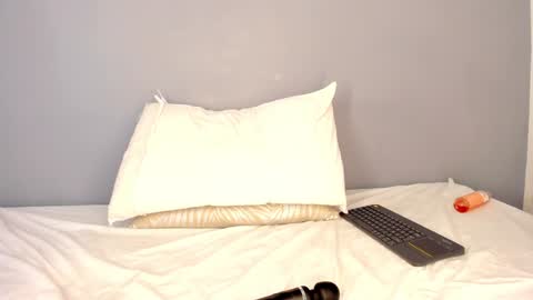 Snapshot of peytonrosse chatting on February 8, 2:38 pm Peyton Rosse online show from February 8, 2:38 pm