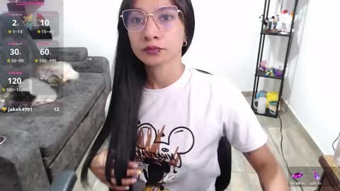 Snapshot of pia_horny chatting on October 20, 9:42 pm Pia online show from October 20, 9:42 pm