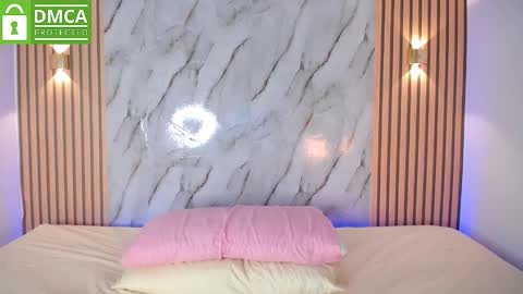 piagelvez_ online show from February 13, 7:28 pm