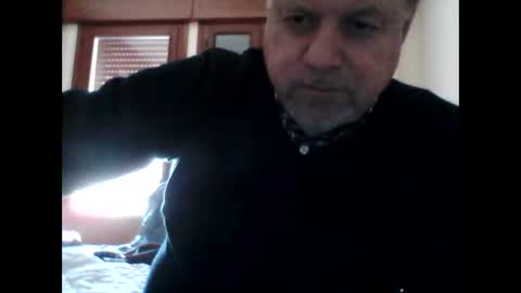 pierinolapeste1 online show from April 1, 2:03 pm