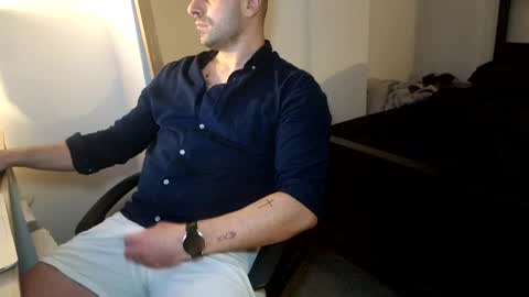 Snapshot of pietr077777 chatting on February 24, 5:42 pm pietr077777 online show from February 24, 5:42 pm