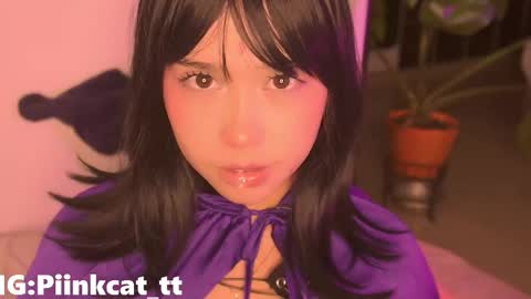 Emi online show from February 12, 6:28 am