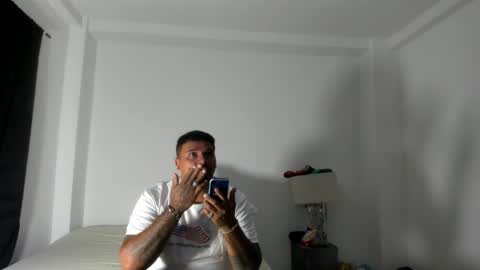 pikoro_gomez online show from February 24, 12:02 am