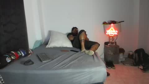 pikoro_gomez online show from April 10, 1:00 am