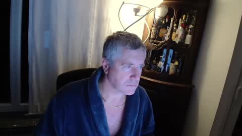 piloontje online show from November 28, 5:48 am