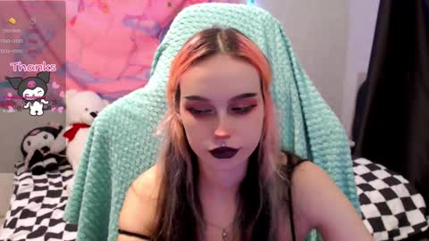 Snapshot of pineapple_dope chatting on September 26, 9:23 pm Nancy online show from September 26, 9:23 pm