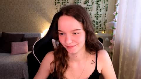 Stephanie online show from March 16, 4:37 am