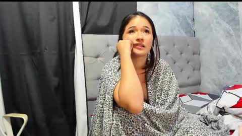 pink_cherry69 online show from June 8, 1:28 am