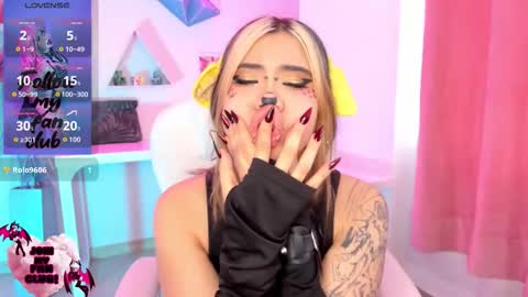 PINKK online show from November 16, 2:52 pm