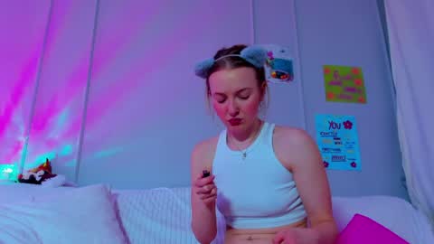 Mila online show from March 27, 8:37 am