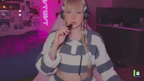 pinkvenom_ online show from February 28, 3:16 pm