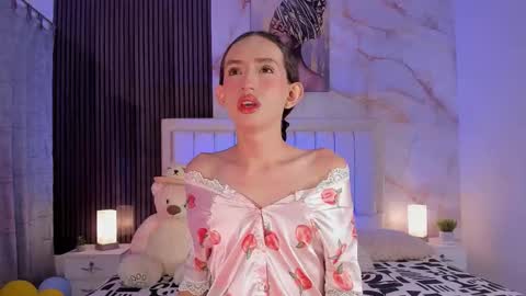 Snapshot of pinky_peach_ chatting on September 29, 5:50 am Peachy online show from September 29, 5:50 am