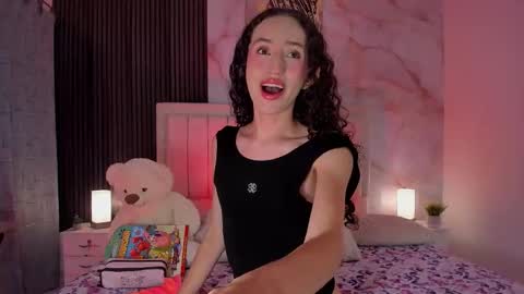 Snapshot of pinky_peach_ chatting on September 14, 4:37 am Peachy online show from September 14, 4:37 am