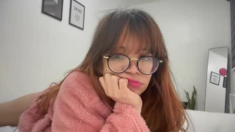 Rose online show from March 12, 3:38 pm