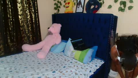 Pinky online show from February 26, 1:25 am