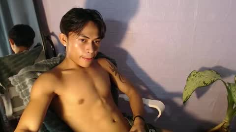 pinoy_palautogxxx online show from April 18, 7:07 pm