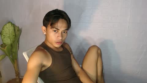 pinoy_palautogxxx online show from April 4, 3:08 pm