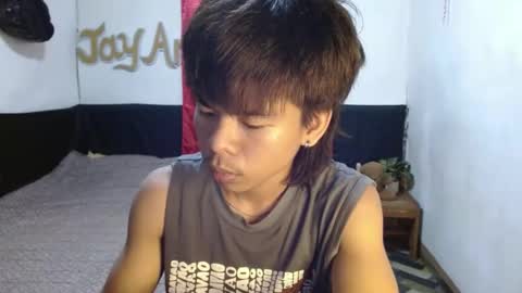 Snapshot of pinoymonstercock_xx chatting on January 30, 9:04 am WIN WIN JAY AR online show from January 30, 9:04 am