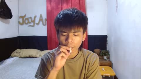 Snapshot of pinoymonstercock_xx chatting on January 19, 4:01 am WIN WIN JAY AR online show from January 19, 4:01 am