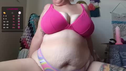 Em online show from December 30, 8:58 pm