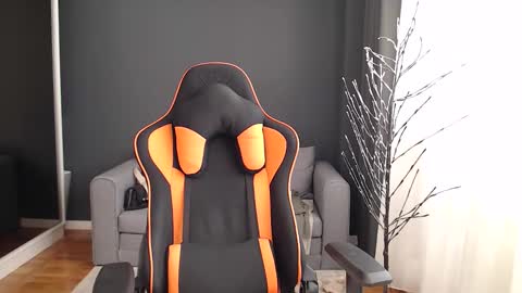 piscesgirl06 online show from October 30, 6:36 am