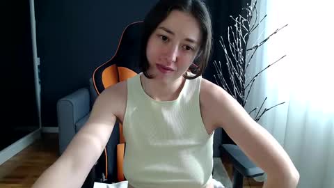 Snapshot of piscesgirl06 chatting on February 17, 9:24 am piscesgirl06 online show from February 17, 9:24 am