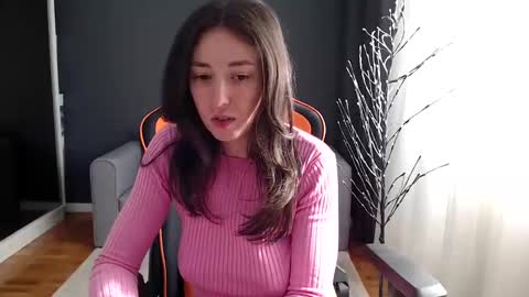 Snapshot of piscesgirl06 chatting on February 18, 8:59 am piscesgirl06 online show from February 18, 8:59 am